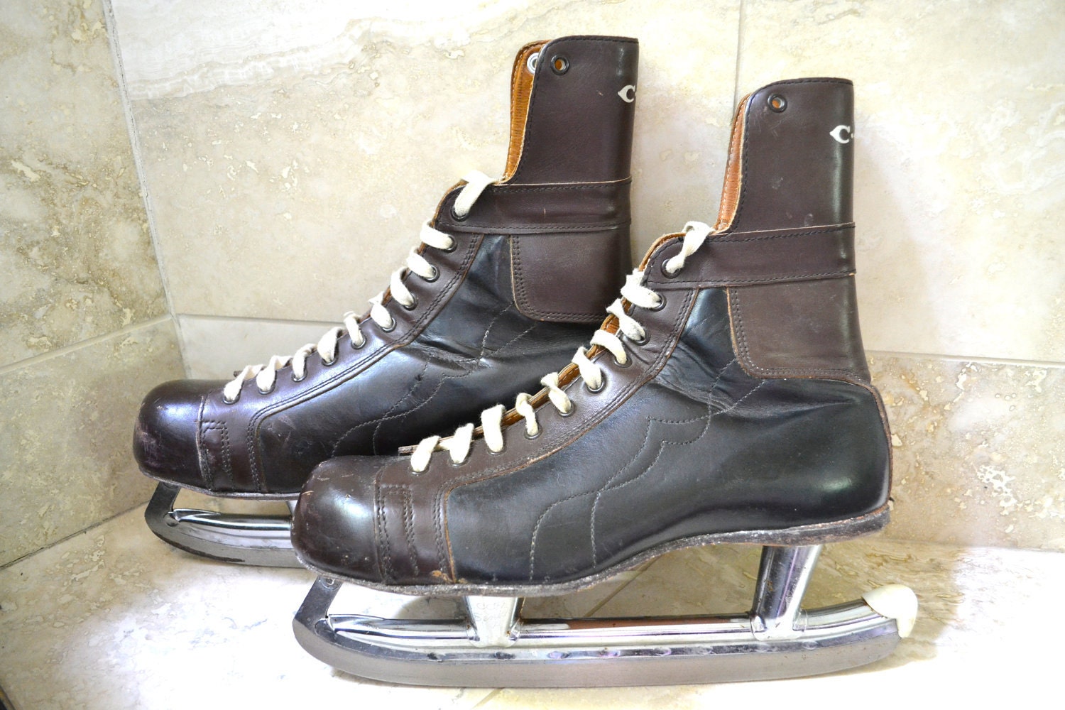 vintage hockey skates