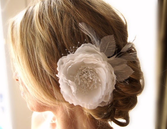 Bridal Flower Off White or Ivory Cream Hair Clip French Netting Feathers Wedding Accessories