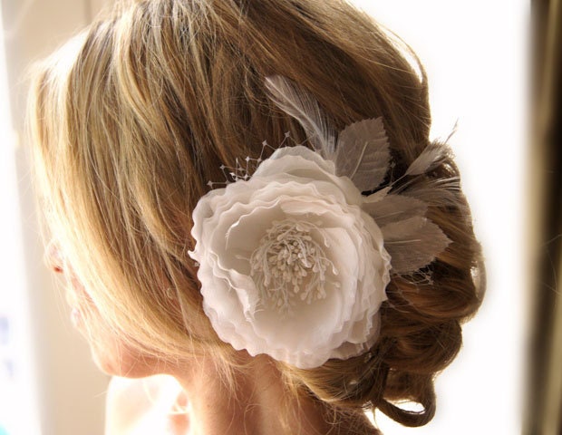 Bridal Flower Off White or Ivory Cream Hair Clip French Netting Feathers Wedding Accessories