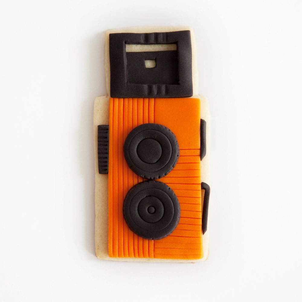 plastic camera cookie set (3 camera cookies plus 1 flash)