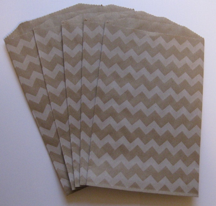 Set of 20 Soft White Chevron Design on Kraft Middy Bitty Bags (5" x 7.5")