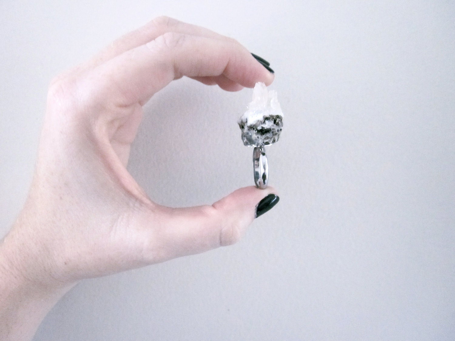 pointed crystal ring, adjustable cocktail ring