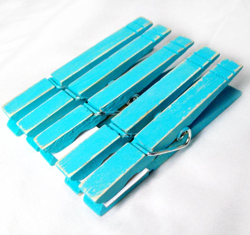5 beach clothes pins- handpainted and distressed in ocean turquoise- ready to ship
