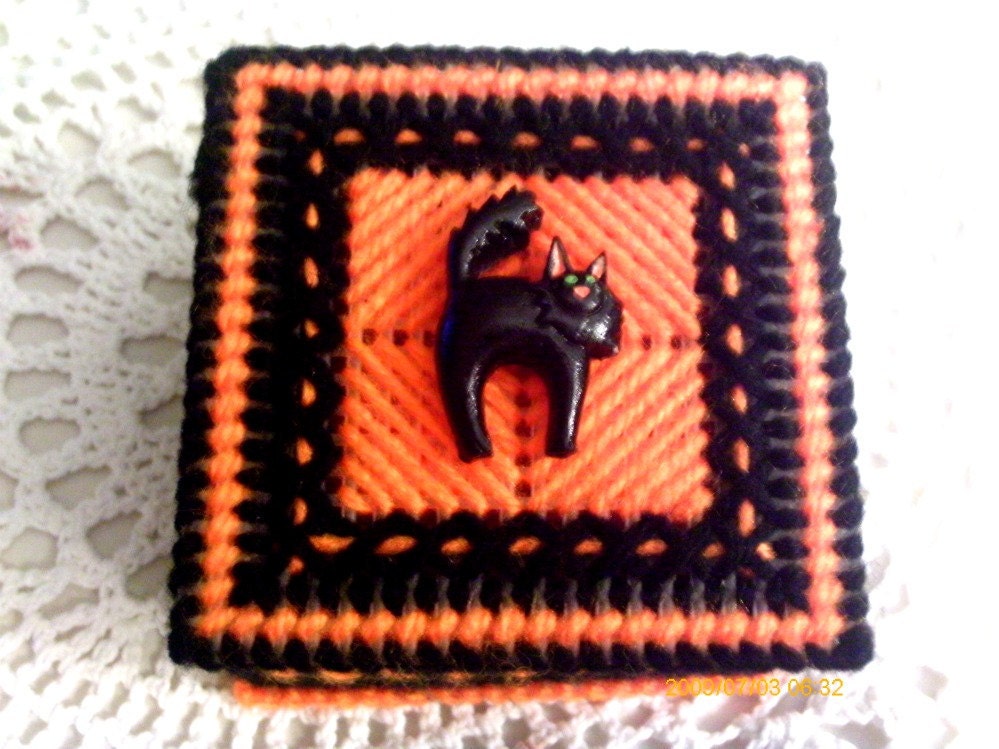 Halloween Cat Trinket box /LAST ONE WAS 6.50