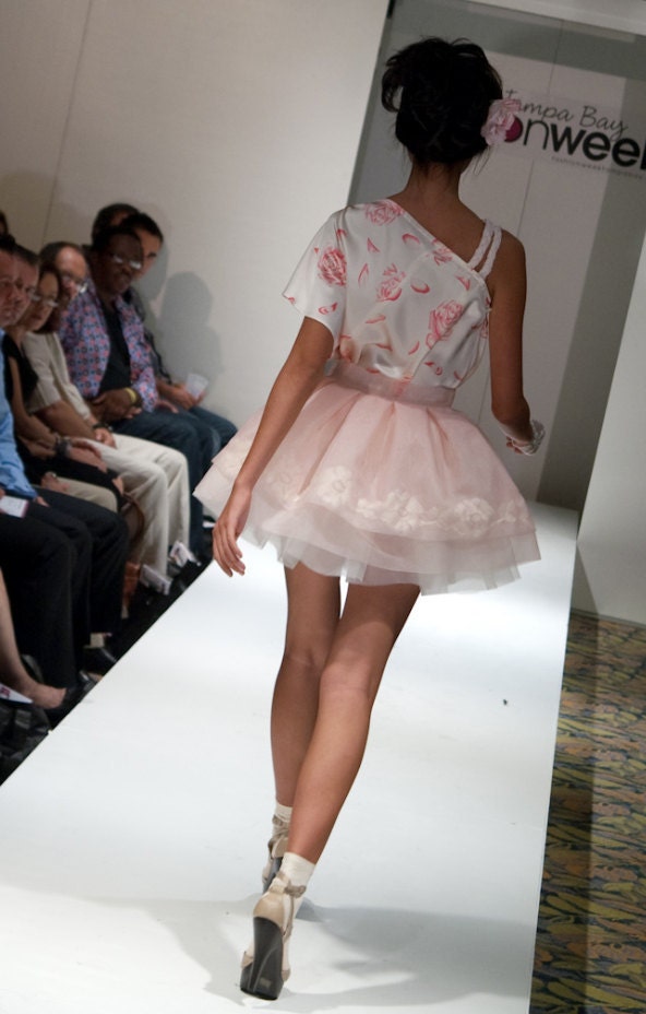 Blush pink organza skirt 75% Off Sample Sale