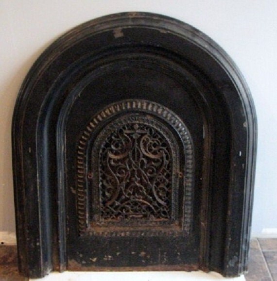 Vintage Fireplace Cover Vent Grate Ornate Cast Iron Arched with Matching Double Surround