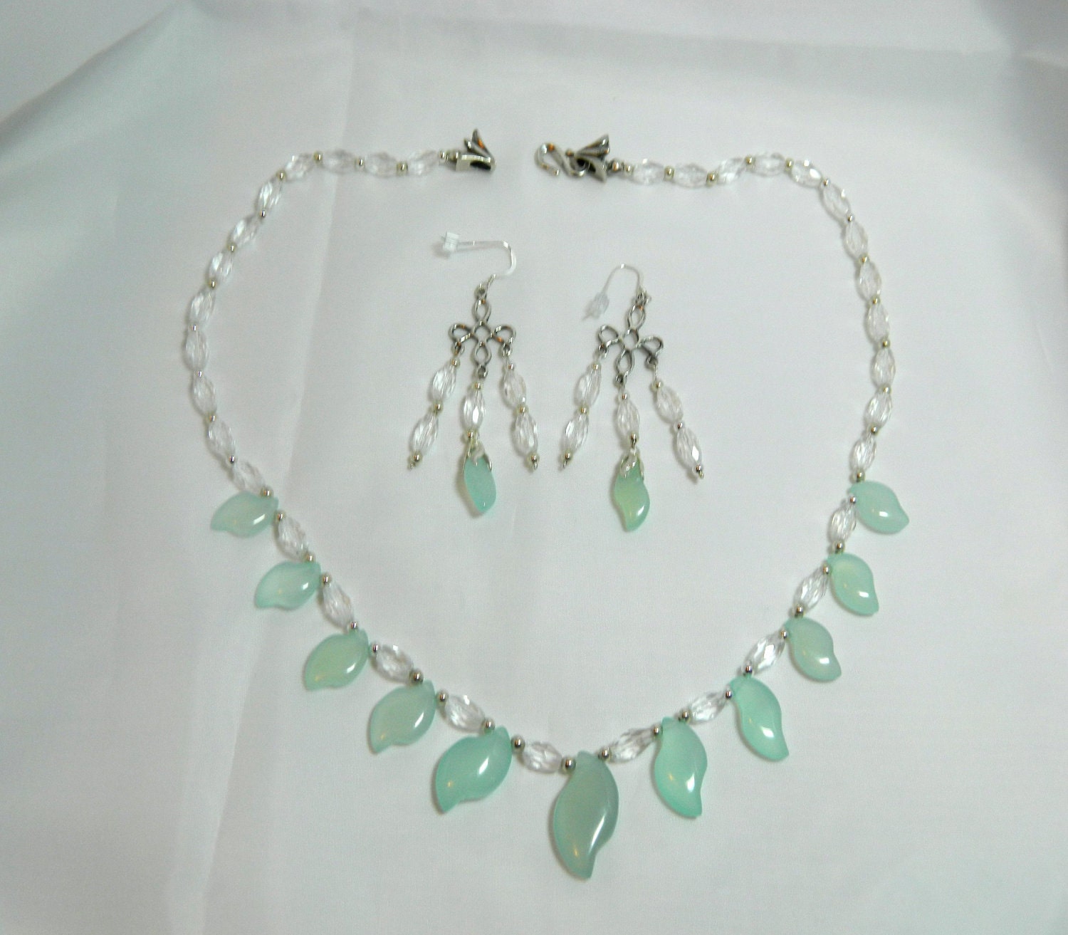 Peruvian chalcedony and faceted rock crystal necklace and earrings set