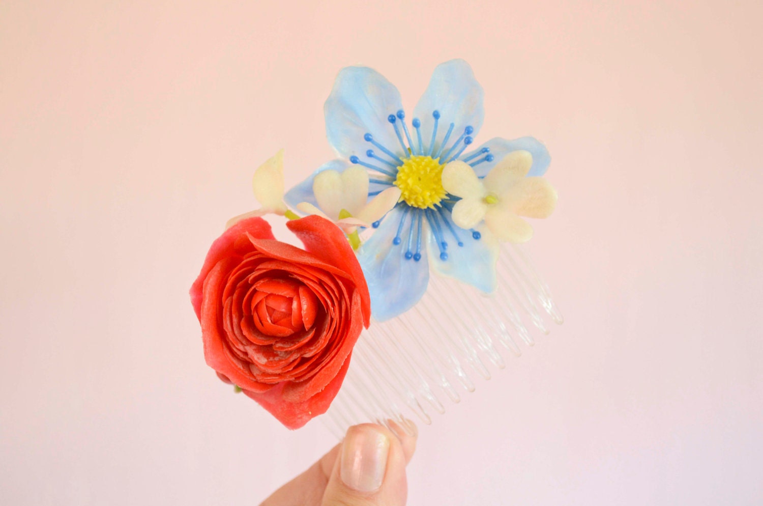 Flower Hair Comb Vintage Plastic Retro Flowers in Red White and Blue Pin Up Girl - So Cute