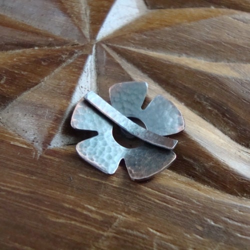 Medium Oxidised Copper Daisy Toggle Clasp - Hammered