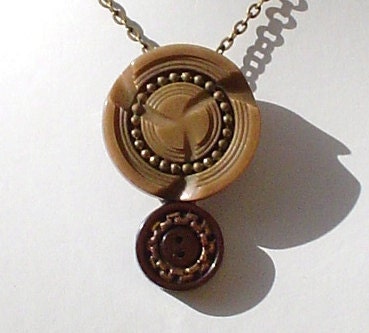 Vintage Button Pin/Pendant: Neutral Chain Buttons Vintage Button Jewelry