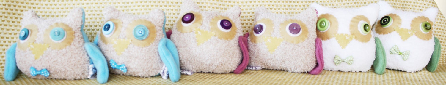 BOObeloobie Orli the Owl in Olive Green, White and Cream with a yellow beak and wing detail