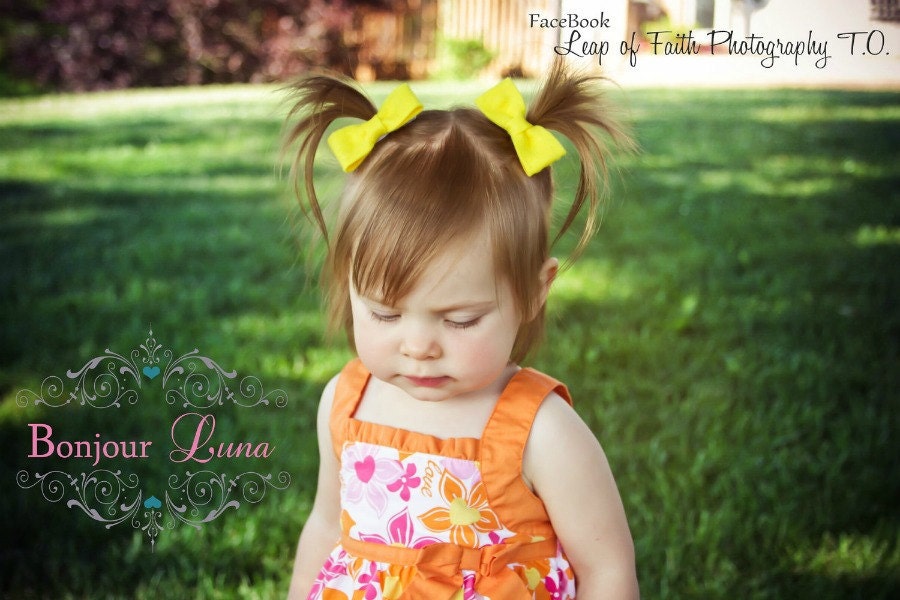 Baby Bow Clips - Felt Bows -  Sunshine Yellow  - Mini Size - Pig Tail Clips - Set of Two - Summer Hair Clips