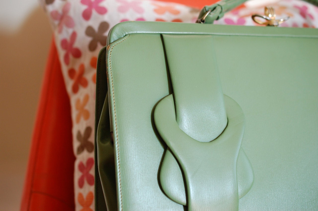 Vintage Nicholas Reich Mad Men Style EXTRA LARGE Bag, Pocketbook, Purse: mirror, green, details, zippers, extra deep, ipad case