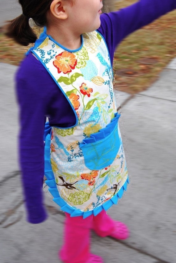 Sale - The Juliet Apron Kid Sizes 2-8 PDF Sewing Pattern