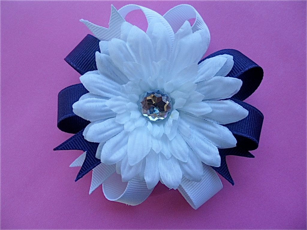 Private Prep School Uniform Hair Bow Clip Layered with a Daisy Flower - Navy Blue & White