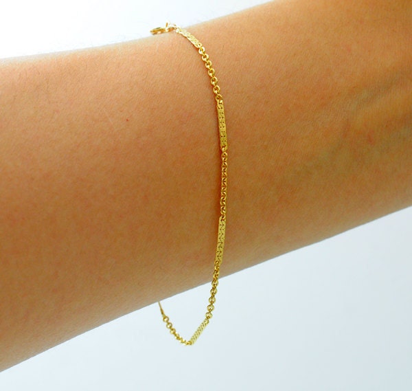 Delicate Gold  Bracelet,  Thin and feminine, Minimum Jewelry, everyday jewelry - Fifi LaBonge-