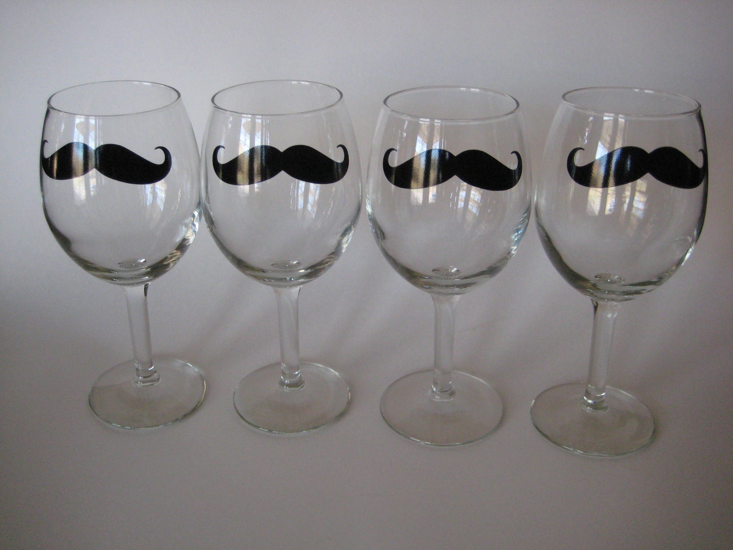 Set of 4 Mustache Wine Glasses
