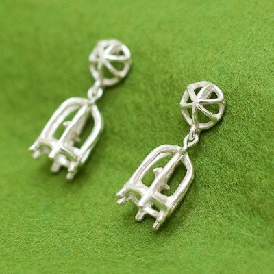 Bird cage silver earrings - Designed and Handmade by Atelier Shinji Ginza, Tokyo Japan