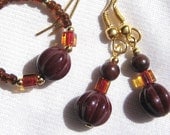 GOLDEN SUNSET- Set Earrings and Stretch Ring with Garnet Stones and Gold Plated Ear Wires