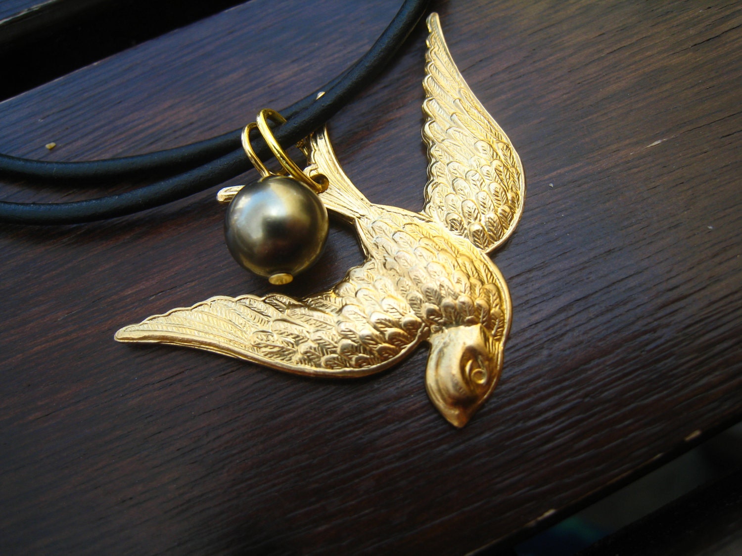 HUNGER GAMES Mockingjay & Peeta's Pearl Necklace, Bright Golden Brass Flying Bird Charm, Olive Green Pearl, FREE shipping