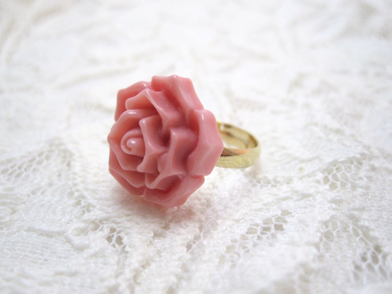 Salmon pink rose ring - dusky pink flower on gold adjustable ring