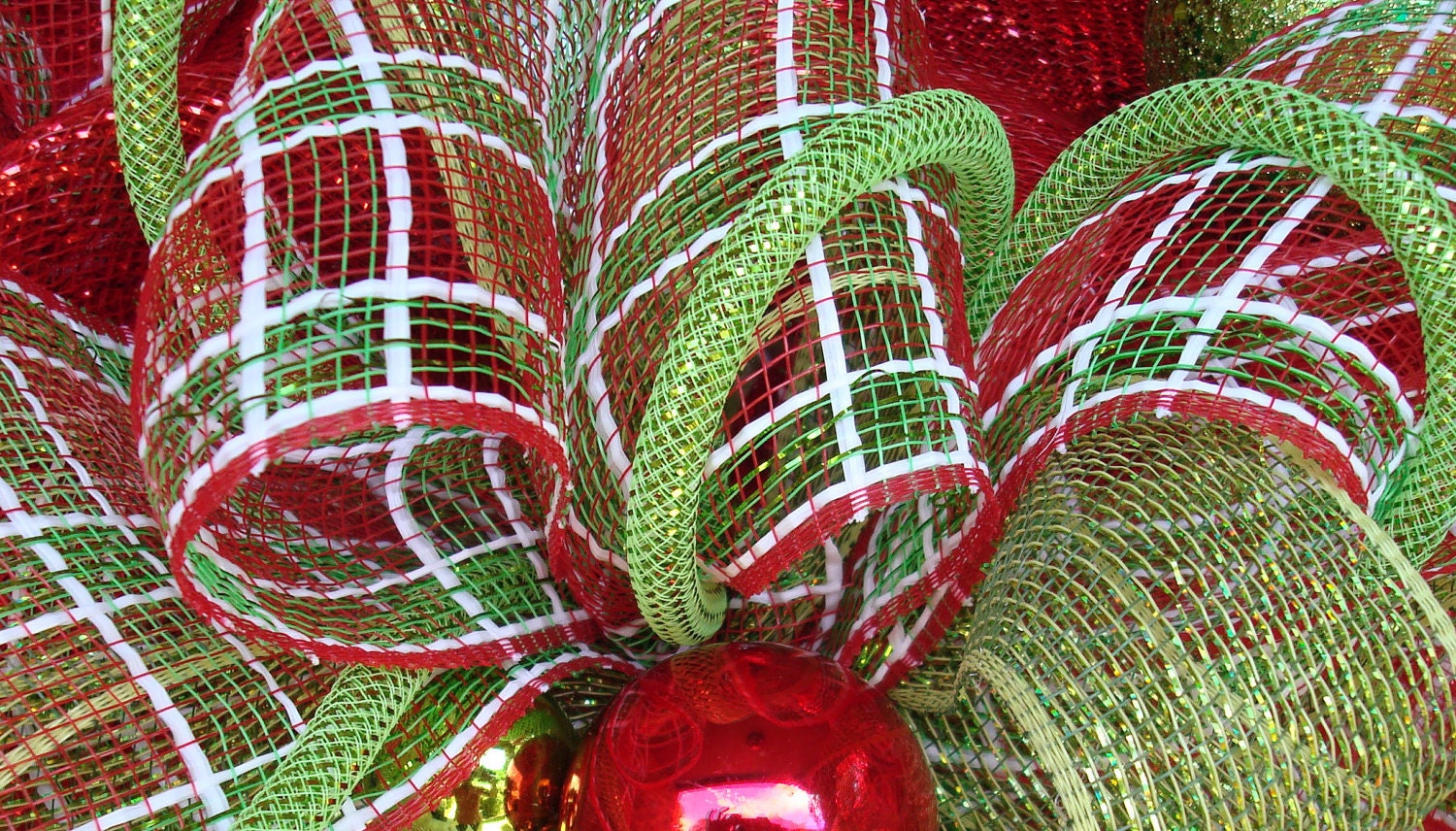 RED, WHITE and GREEN Deco Mesh Christmas Wreath with Plaid and Polka Dots