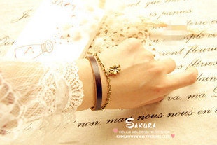 Fashion Vintage Leather Rope Bracelet double quatrefoil  253s