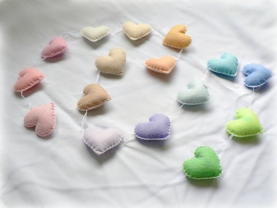 Pastel felt hearts banner/ garland/ bunting - nursery decor - you choose your colours