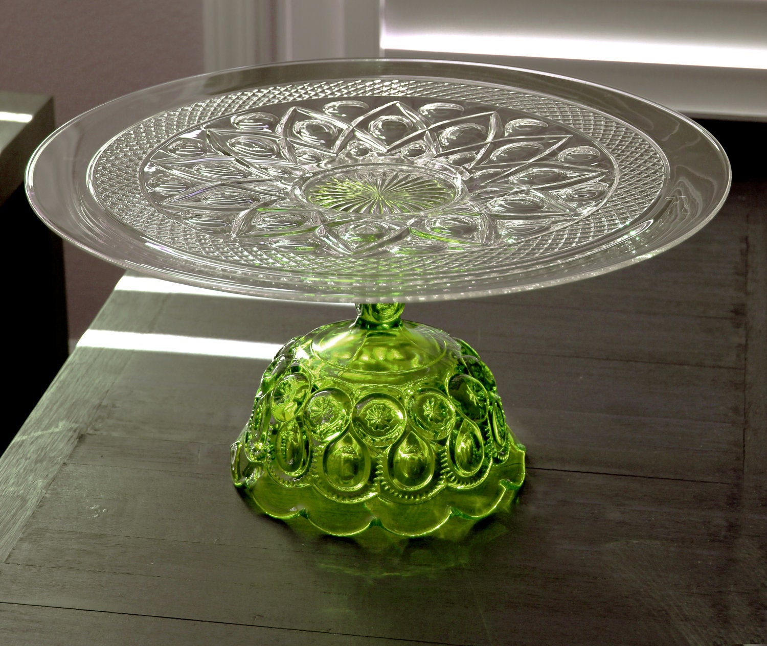 Cake Stand in Apple Green Chartreuse / 16" Custom Cake Stands / Vintage Cake Stands for Spring Weddings, Summer Weddings or Garden Weddings