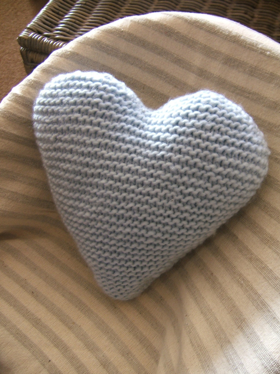 knitted heart pillow