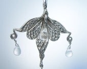Chandelier of Leaves Pendant