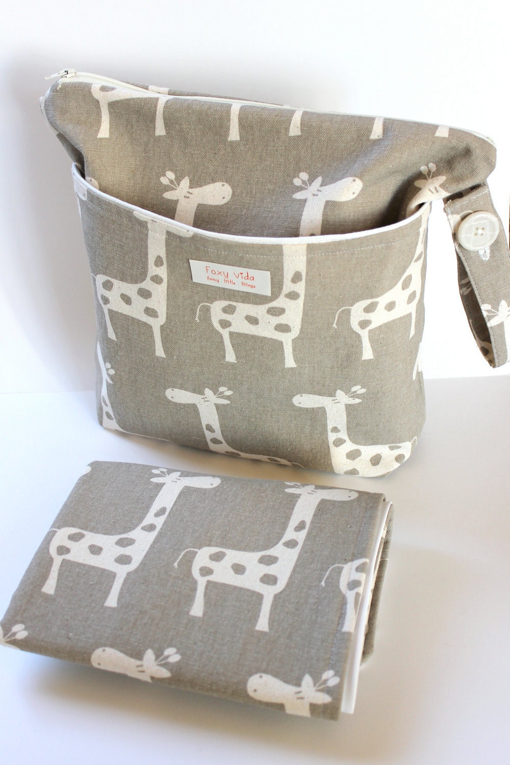 LIMITED EDITION Baby Diaper Wet Bag SET With Dry Pocket and Changing Pad Giraffes