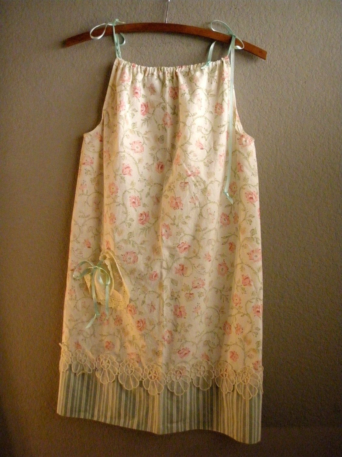 Girls Pillow Case Dress Shabby Chic Adjustable Handmade Pocket Boho Feminine Size Large