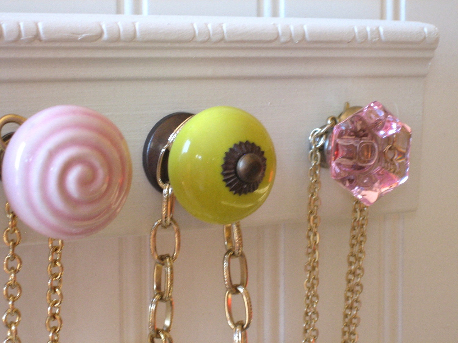 Necklace Display Jewelry Rack in Pinks and Greens