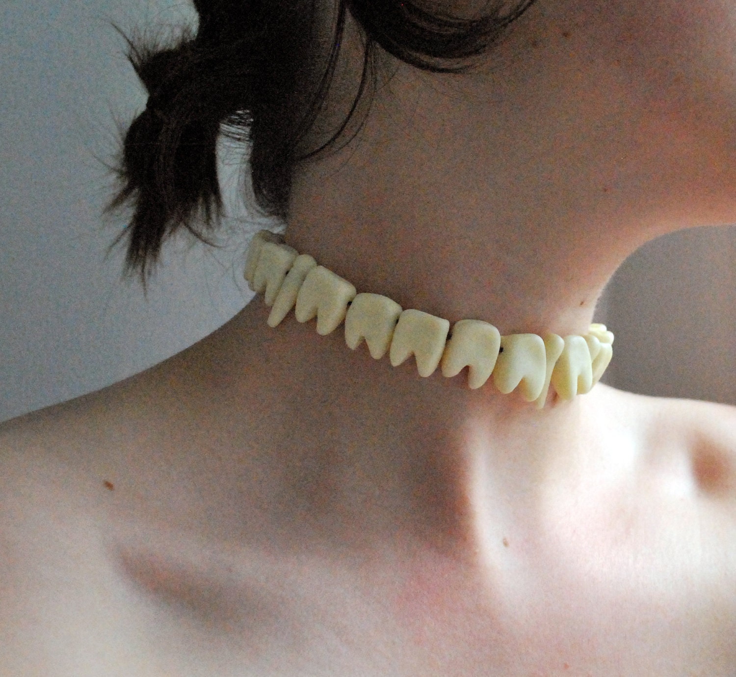 Tooth Choker - Glow in the Dark