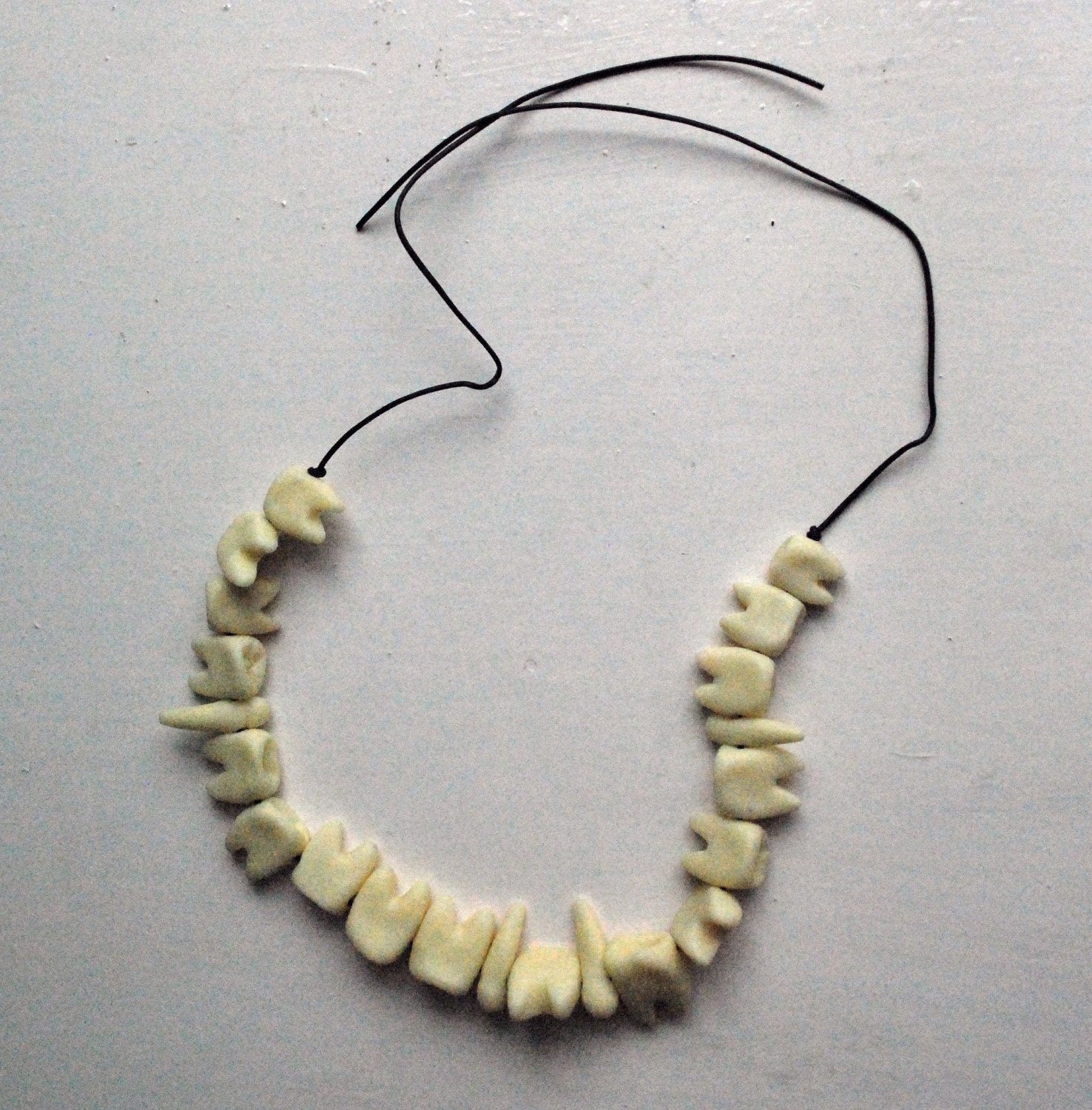Tooth Choker - Glow in the Dark