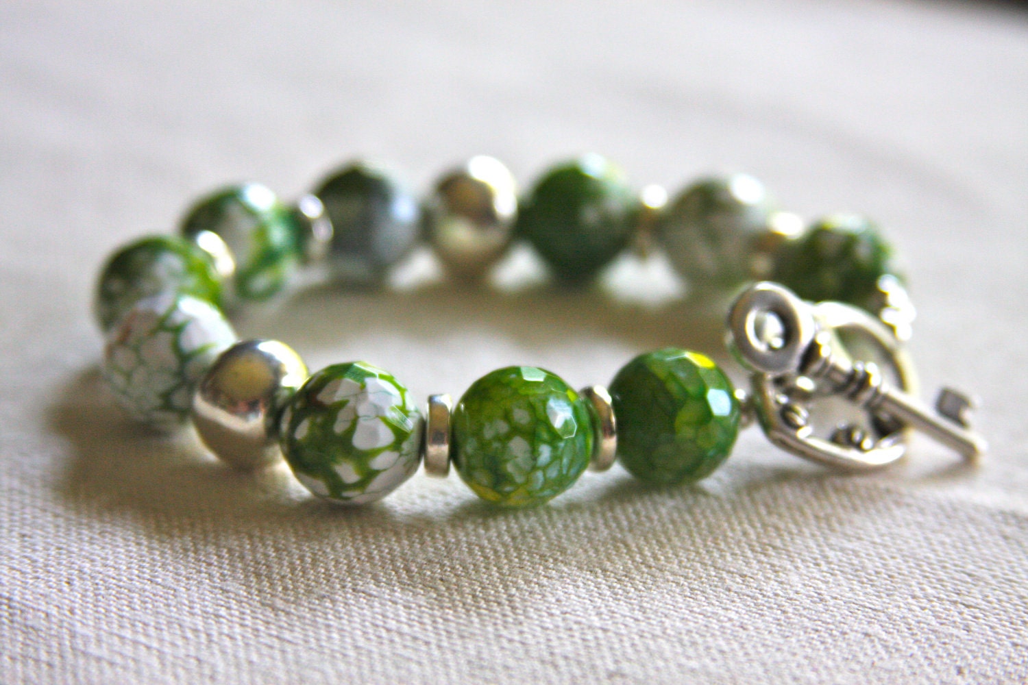 Bracelet made with green and white agates and sterling silver Mykonos beads