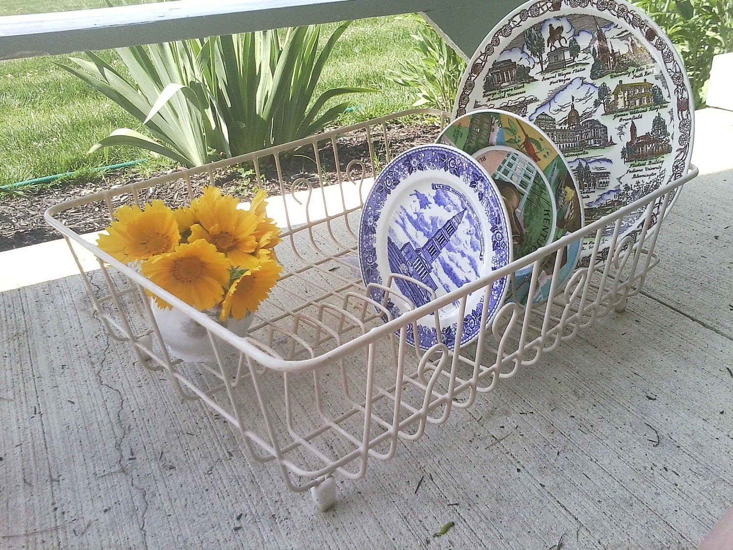 Antique white wire dish drainer-farmhouse kitchen accessory-shabby cottage cute