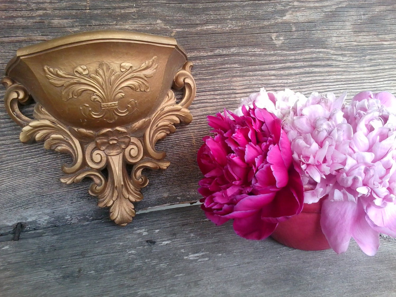 Mid-century hollywood regency matte gold wall pocket-vase