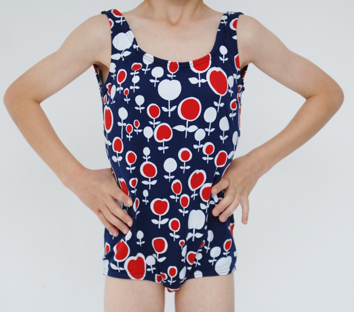 Adorable swimsuit with molded cups, unworn