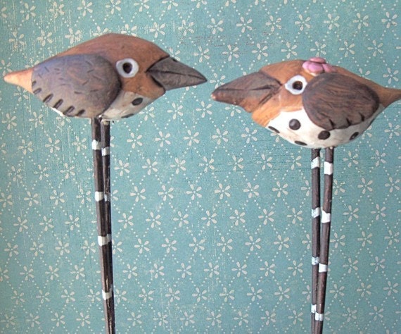 Brown Speckled Birds wedding cake topper