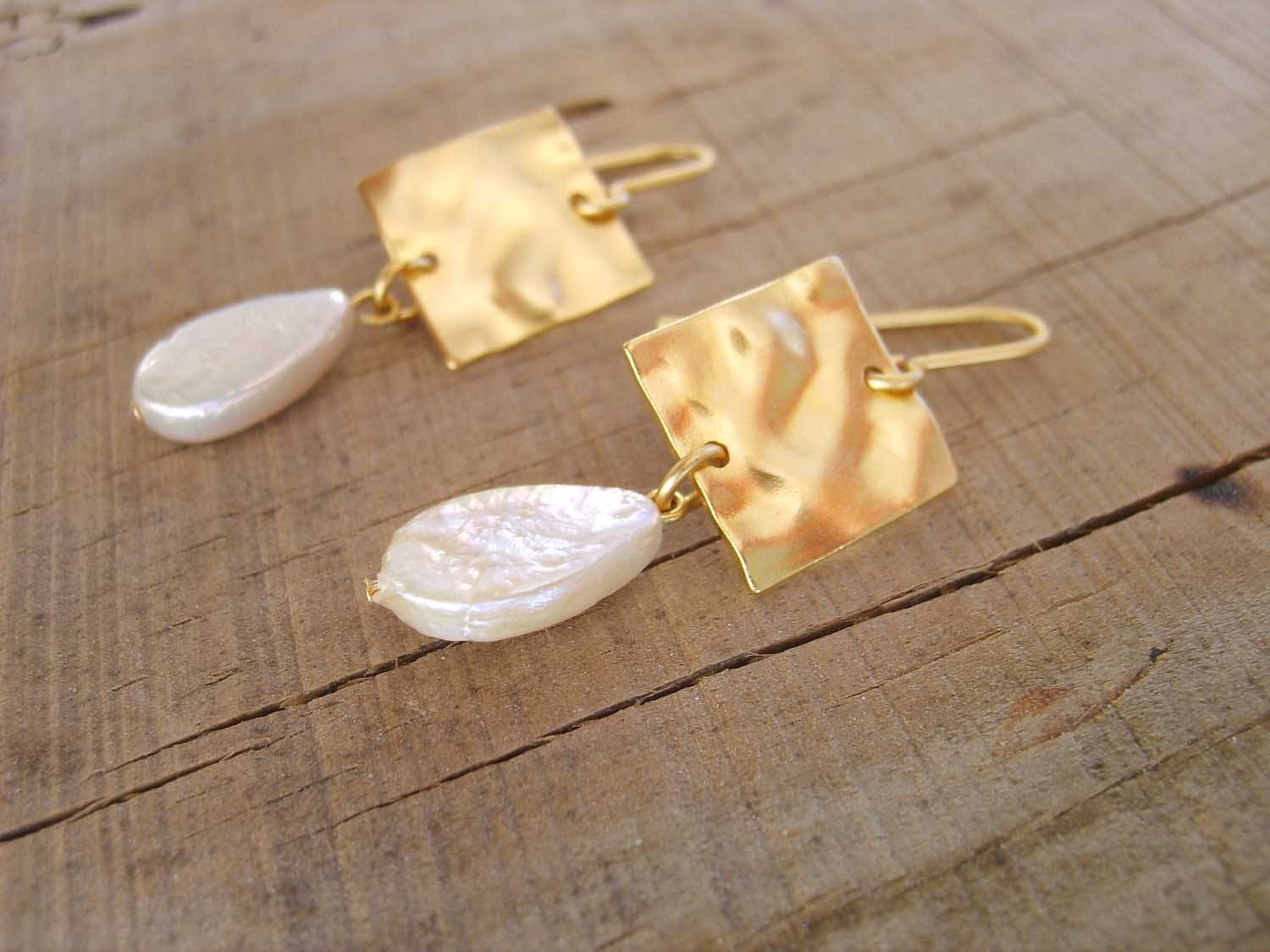 Hammered Square Gold Earrings with Pearls