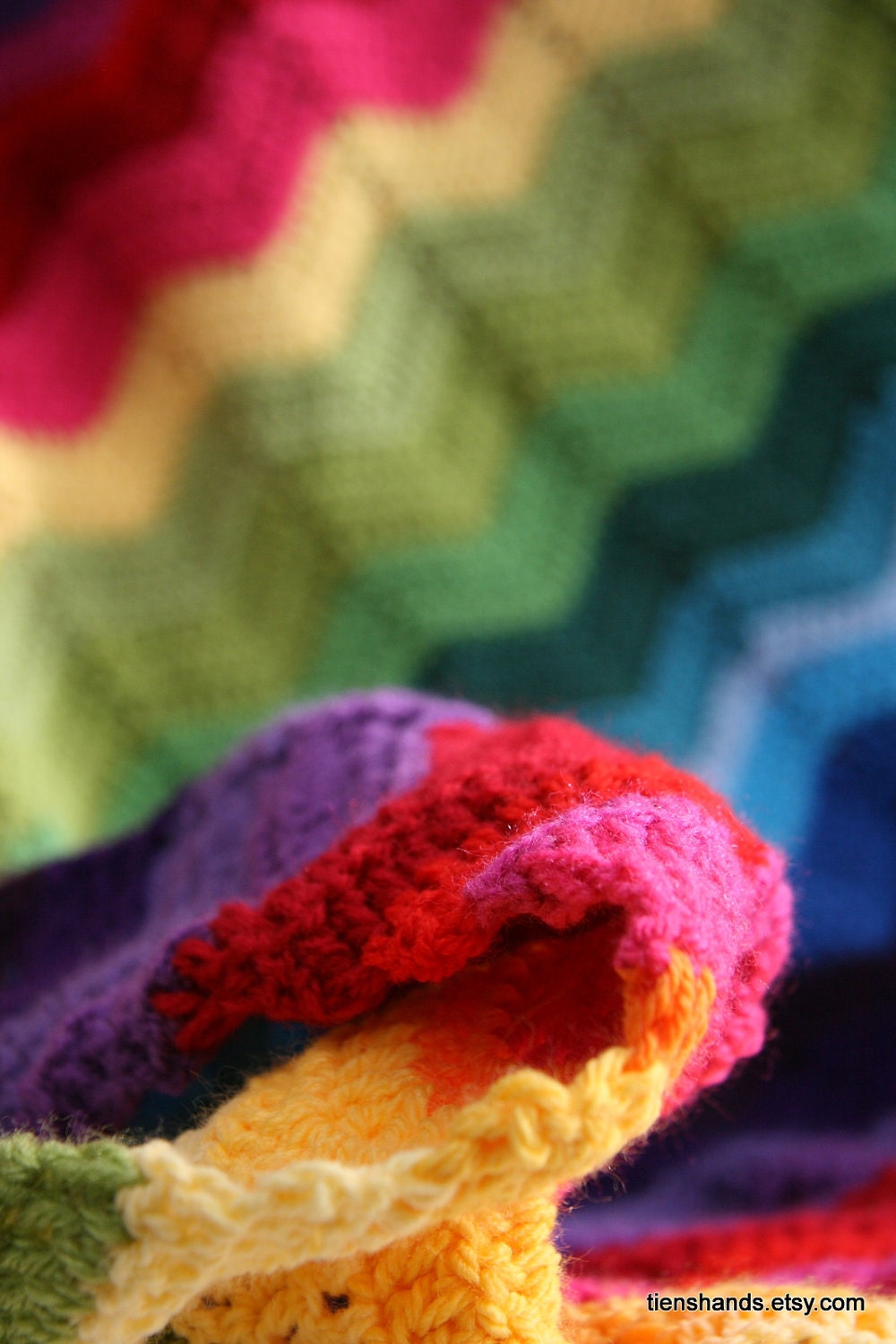 Ripple chevron granny planket (blanket transforms into a pillow)