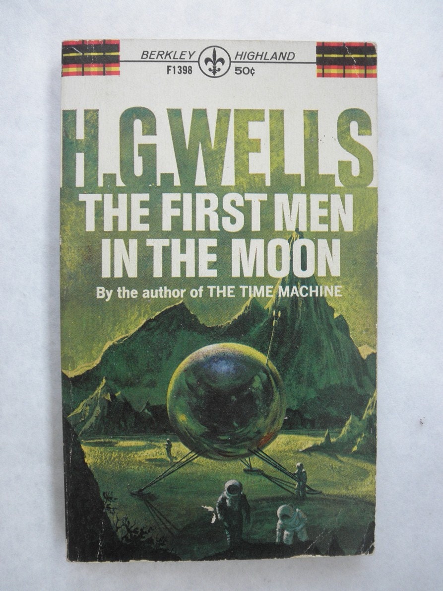 The First Men On The Moon H.G. Wells Books, Fantasy