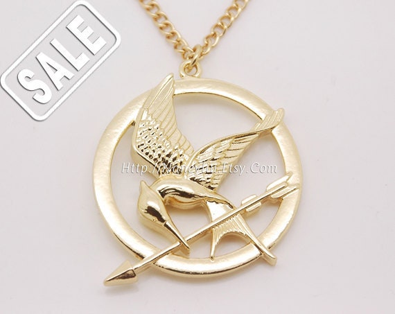 Hot Sale---The Hunger Games Necklace Pendant, Inspired Mockingjay Necklace With Arrow in Gold tone - Double Sided