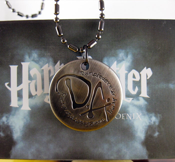 Harry potter classic hogwarts college  Dumbledore's Army  Necklace