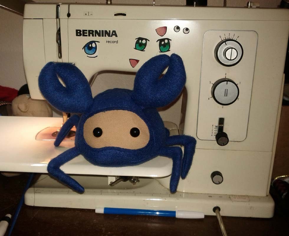 Team Fortress 2-- Endangered Spycrab Plush Doll