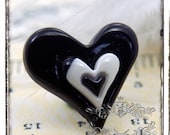 1 PC X 25mm Lolita Style Heart Cabochon in Black & White -Deco DIY Bling Case / Miniature /Decoden / Kawaii Craft Supplies (HT09B)