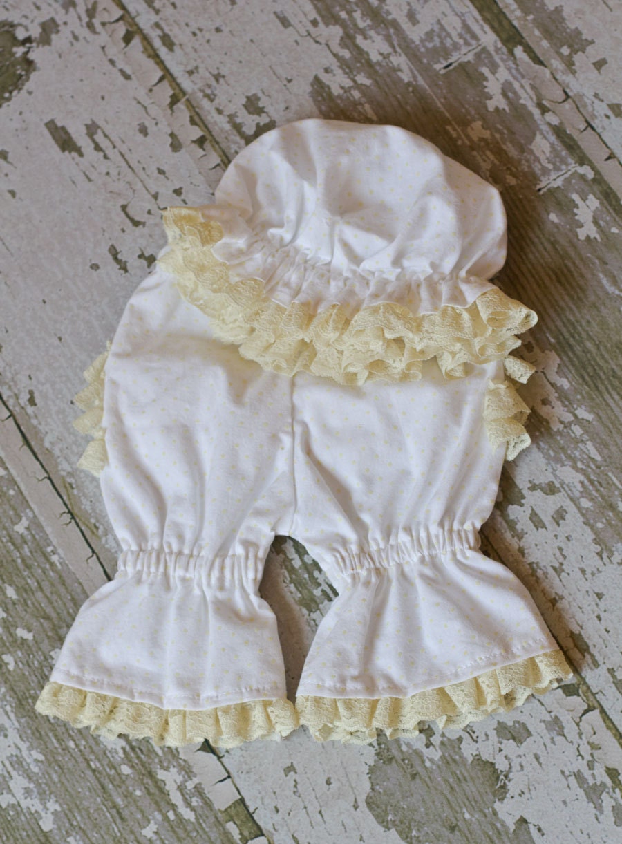 Ruffle Hat and Bloomer Set in Light Yellow and White Polka Dots