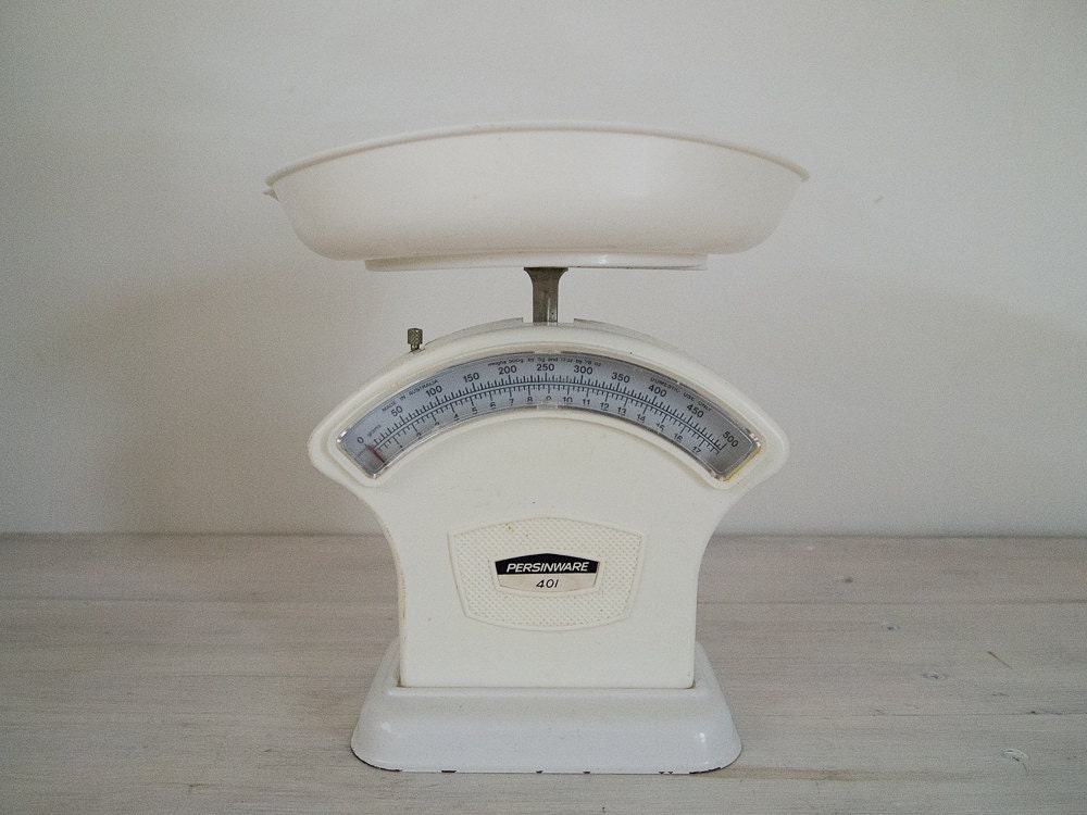 vintage persinware white kitchen scales - epochco